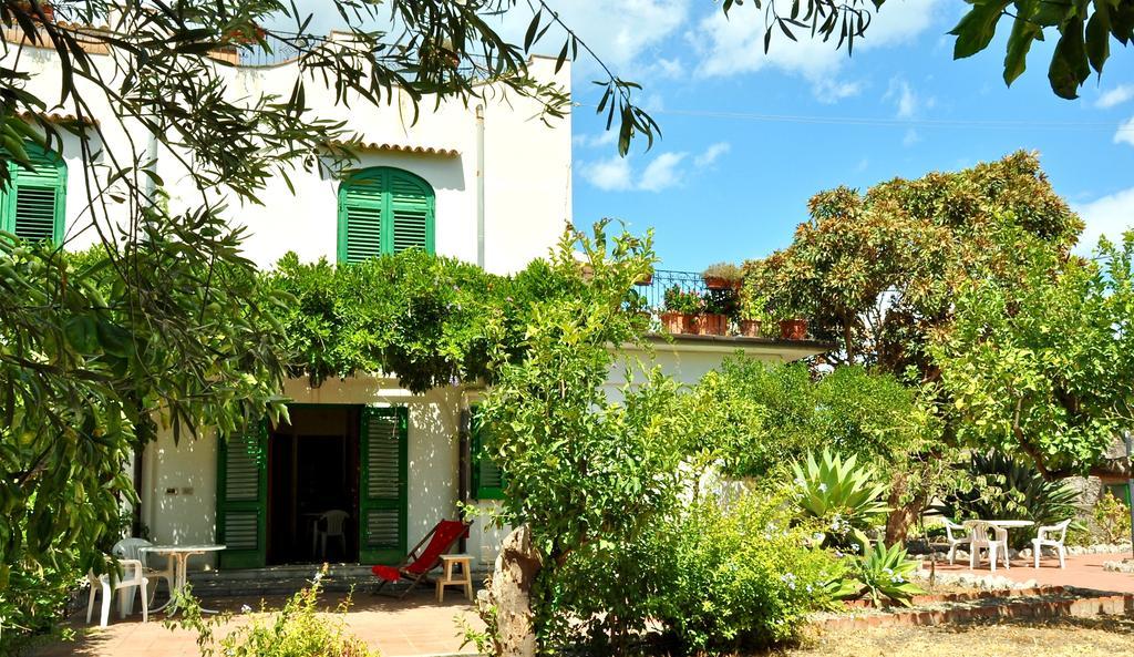 Seafront Apartments Garden House Taormina Pokoj fotografie