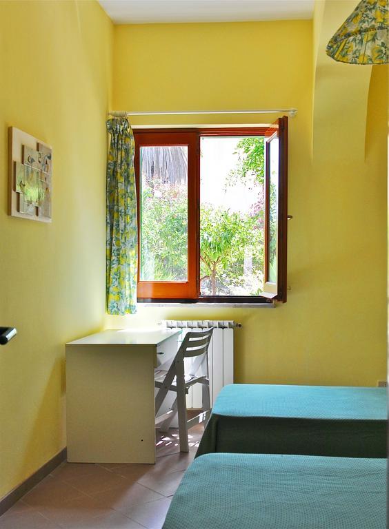 Seafront Apartments Garden House Taormina Pokoj fotografie